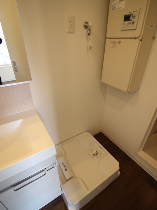 物件内観写真19　(洗濯機置場)