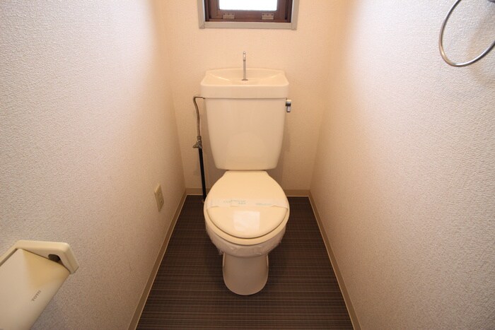 物件内観写真9　(トイレ)
