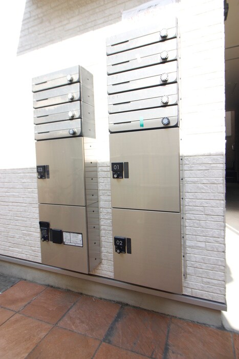 物件外観写真6　(建物設備)