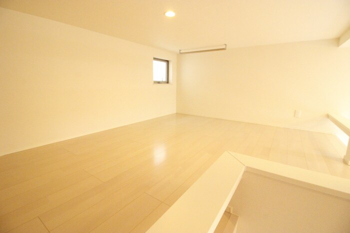 物件内観写真12　(ロフト)