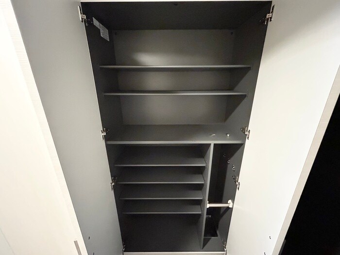 物件内観写真17　(靴箱)