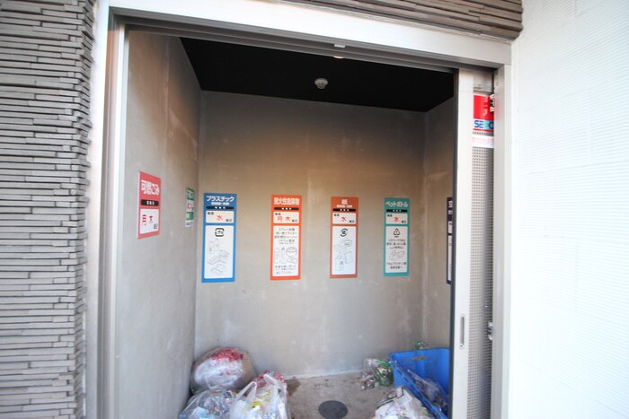 物件外観写真3　(建物設備)