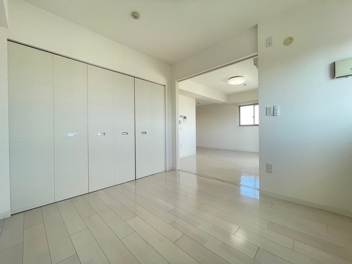 物件内観写真10　(居室)