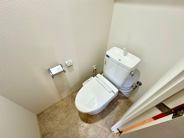 物件内観写真12　(トイレ)