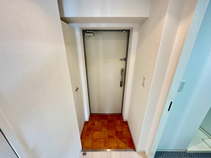 物件内観写真19　(玄関)