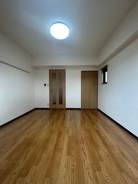 物件内観写真4　(居室)