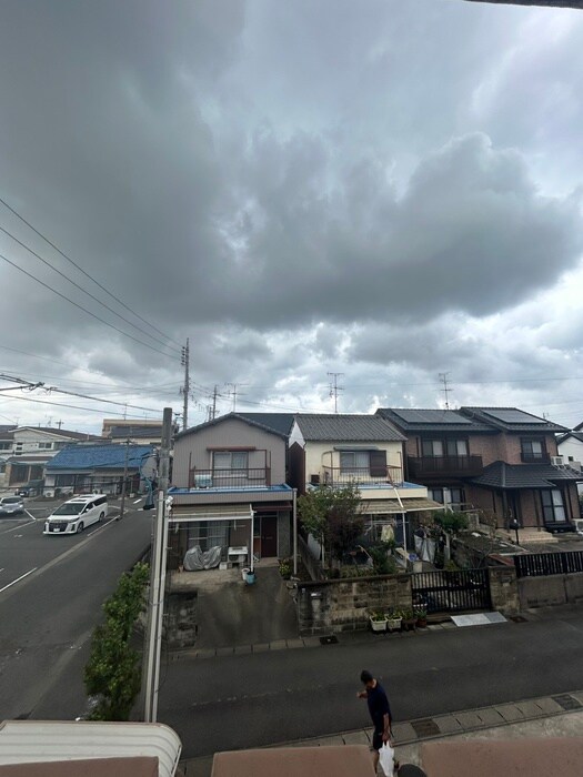 物件内観写真16　(室内からの展望)