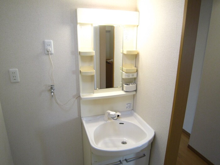 物件内観写真13　(洗面)