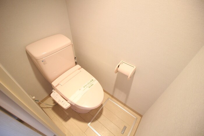 物件内観写真11　(トイレ)