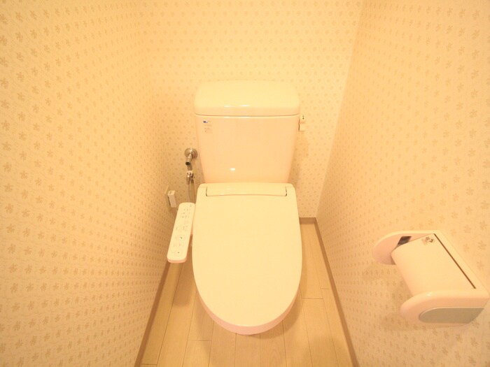 物件内観写真12　(トイレ)