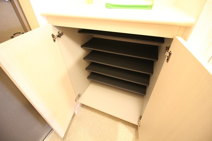 物件内観写真15　(靴箱)