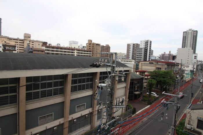 物件内観写真18　(室内からの展望)