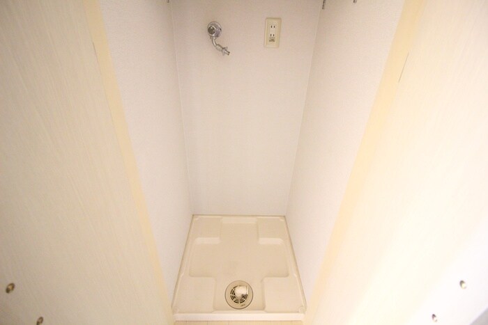 物件内観写真21　(洗濯機置場)