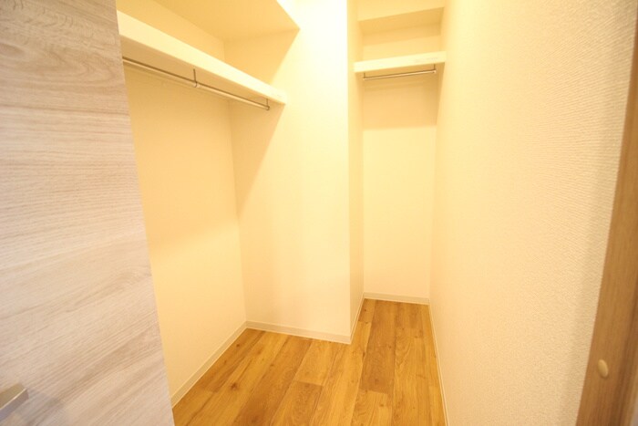 物件内観写真10　(収納)