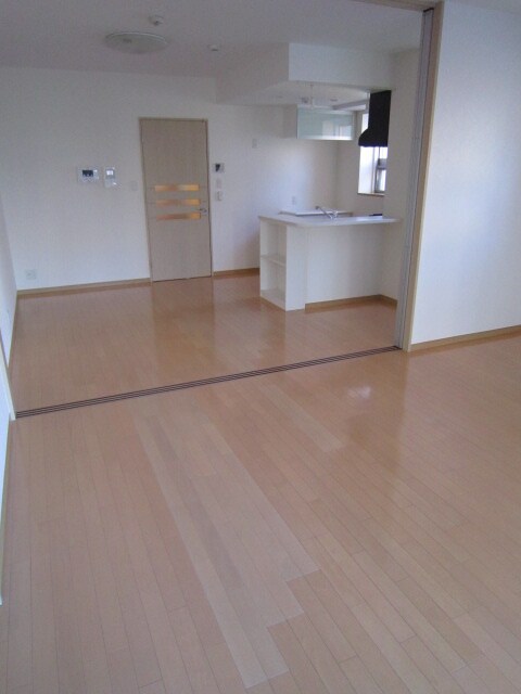 物件内観写真10　(居室)