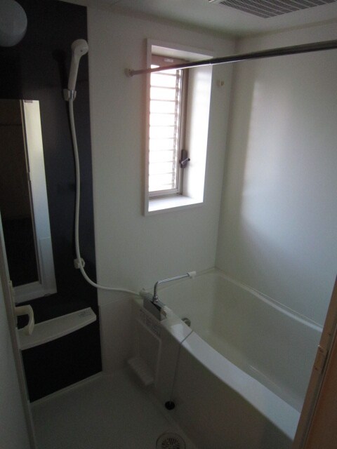 物件内観写真12　(バス／シャワールーム等)