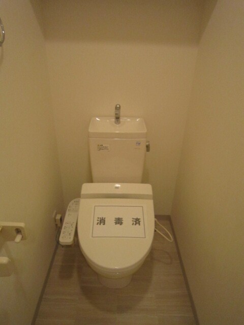 物件内観写真15　(トイレ)