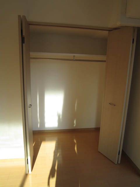 物件内観写真16　(収納)