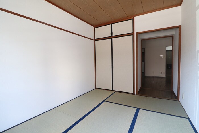 物件内観写真8　(居室)