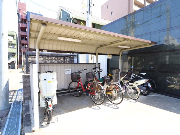 駐輪場