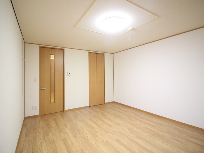 物件内観写真5　(居室)