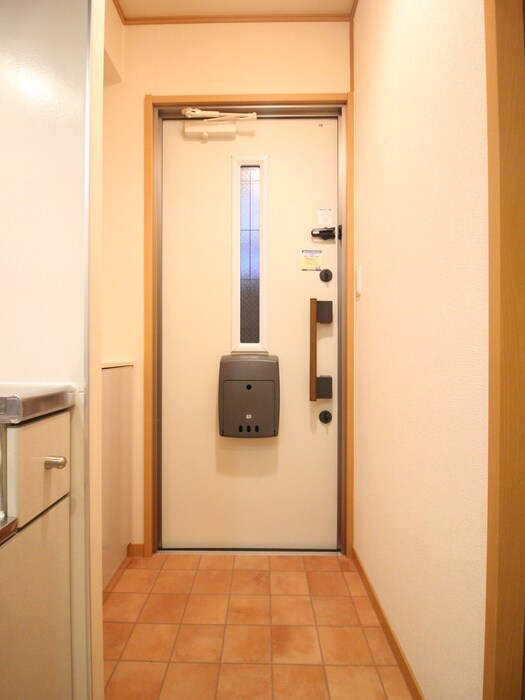 物件内観写真15　(玄関)