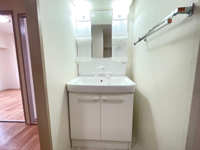 物件内観写真12　(洗面)