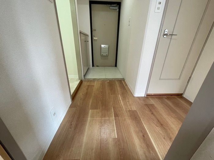 物件内観写真18　(廊下)