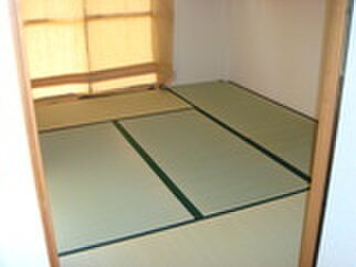 物件内観写真10　(居室)