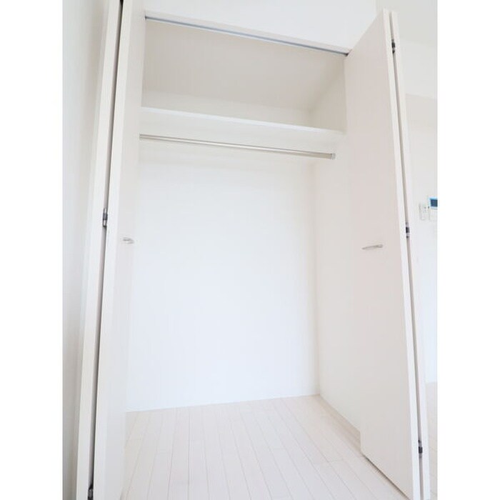 物件内観写真12　(収納)