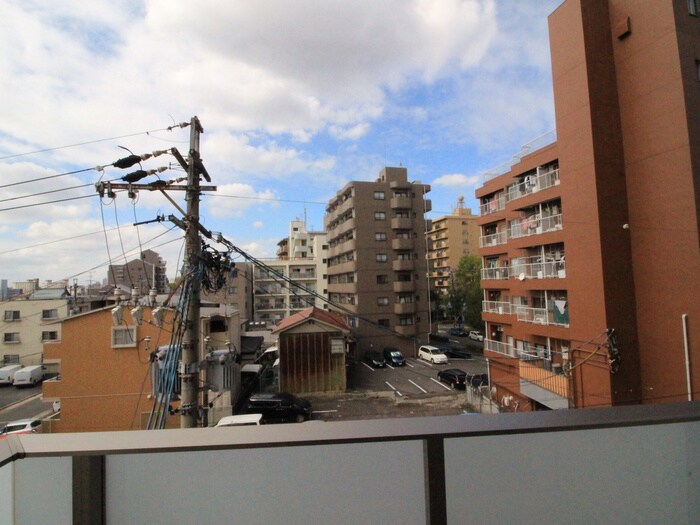 物件内観写真15　(室内からの展望)