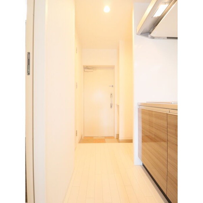 物件内観写真16　(廊下)