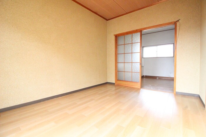 物件内観写真11　(居室)