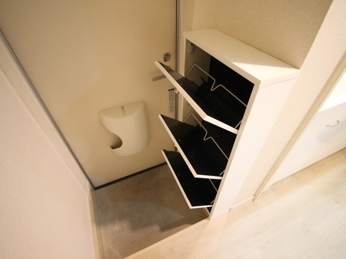 物件内観写真17　(靴箱)