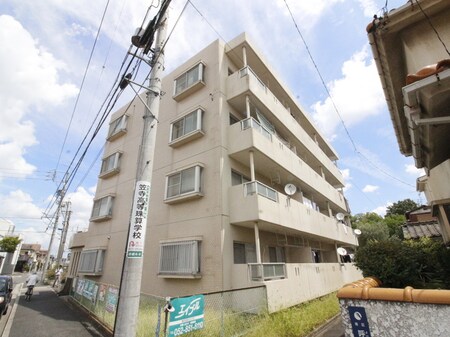 メゾン豊年外観写真