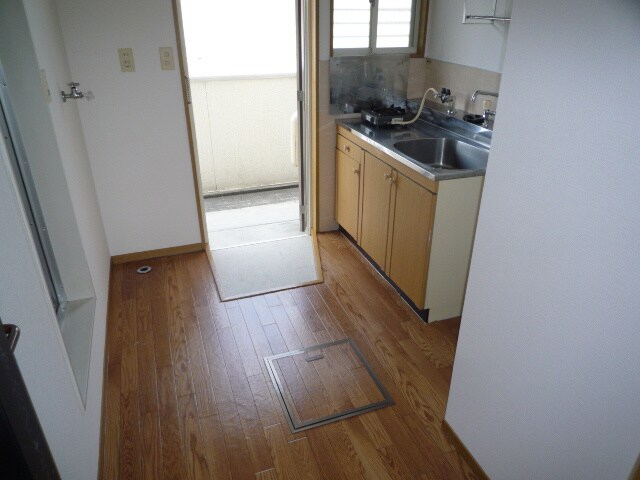 物件内観写真8　(廊下)