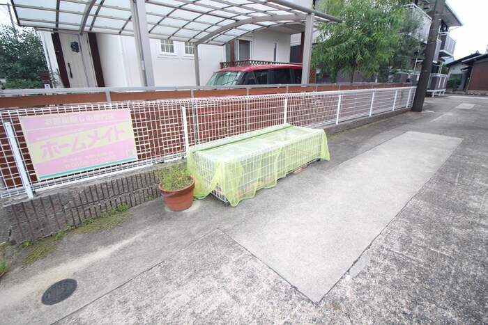 物件外観写真6　(建物設備)