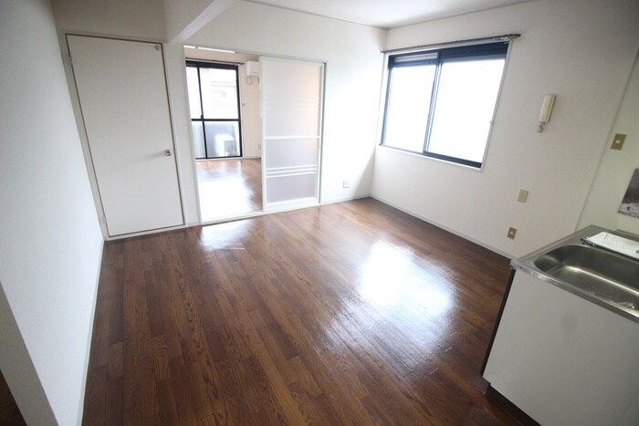 物件内観写真10　(居室)