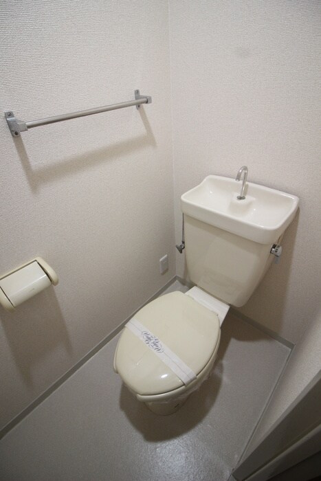 物件内観写真18　(トイレ)