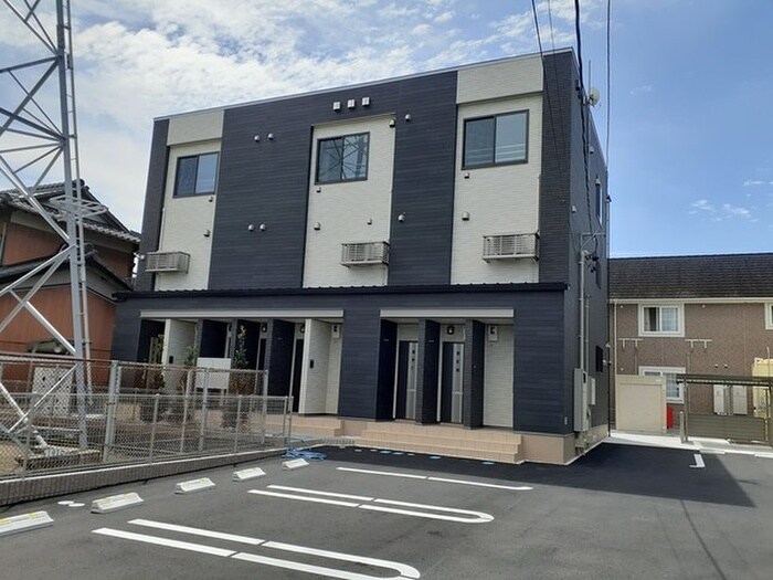 物件外観写真1　(外観写真)