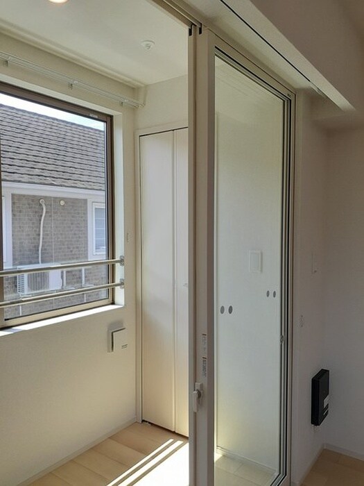 物件内観写真11　(ベランダ・バルコニー)