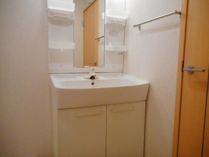 物件内観写真6　(洗面)