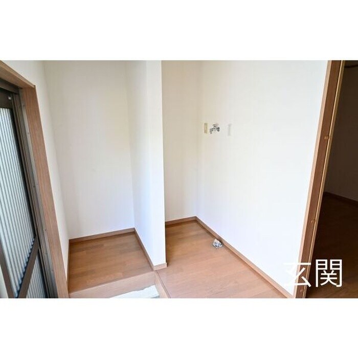 物件内観写真15　(玄関)