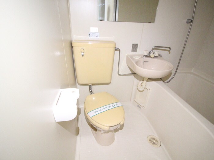 物件内観写真12　(トイレ)