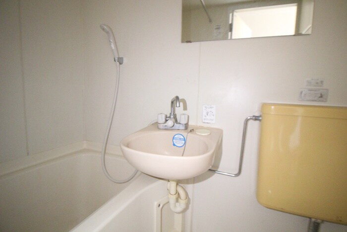 物件内観写真12　(洗面)