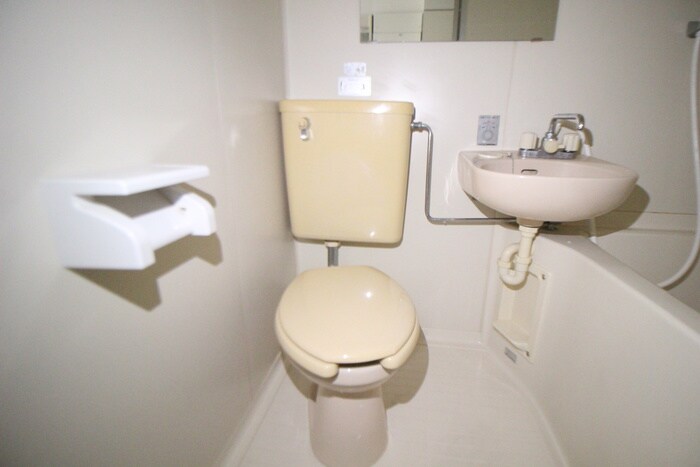 物件内観写真13　(トイレ)