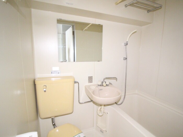 物件内観写真13　(洗面)