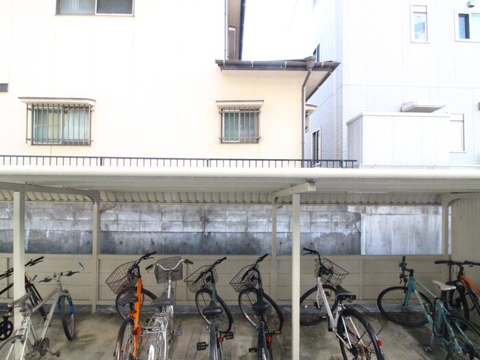 物件内観写真19　(室内からの展望)