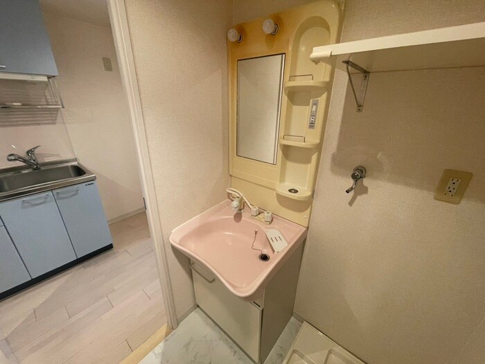 物件内観写真11　(洗面)