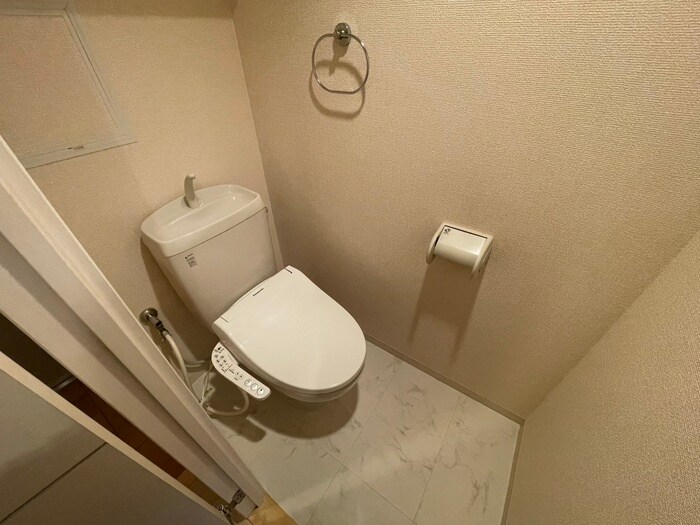 物件内観写真14　(トイレ)